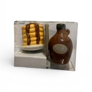 Ceramic Pancake & Syrup Salt and Pepper Shaker Set Breakfast Kitchen Decor NIB